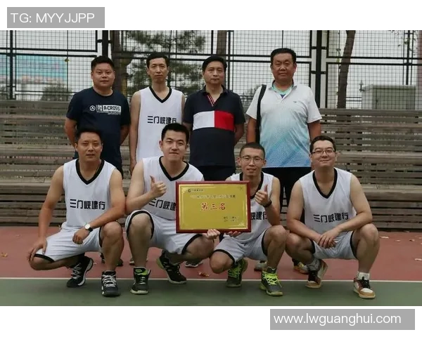 西安篮球队荣登篮球意识排行榜第五名展现出色团队配合与战术执行力